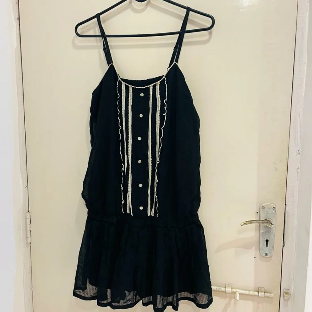 Black beautiful romper - Picture 4 of 6